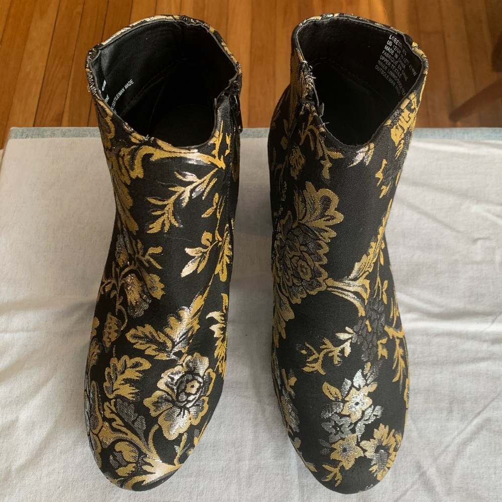 Just Fab Loreida Booties